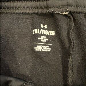 Under Armour Black Fleece Outerwear